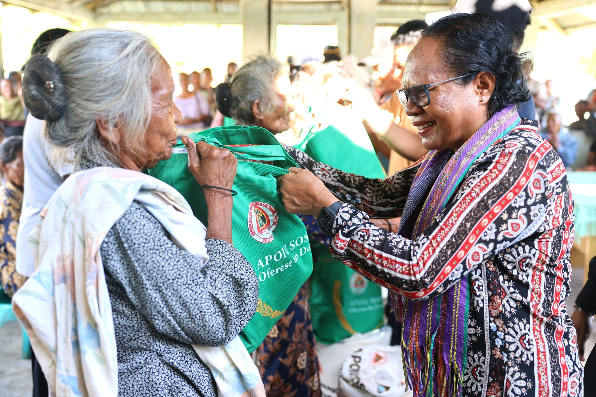 Xefi Suku Uaguia Apresia Ministra Vizita Maluk Vulnerável Iha Áreas Remotas